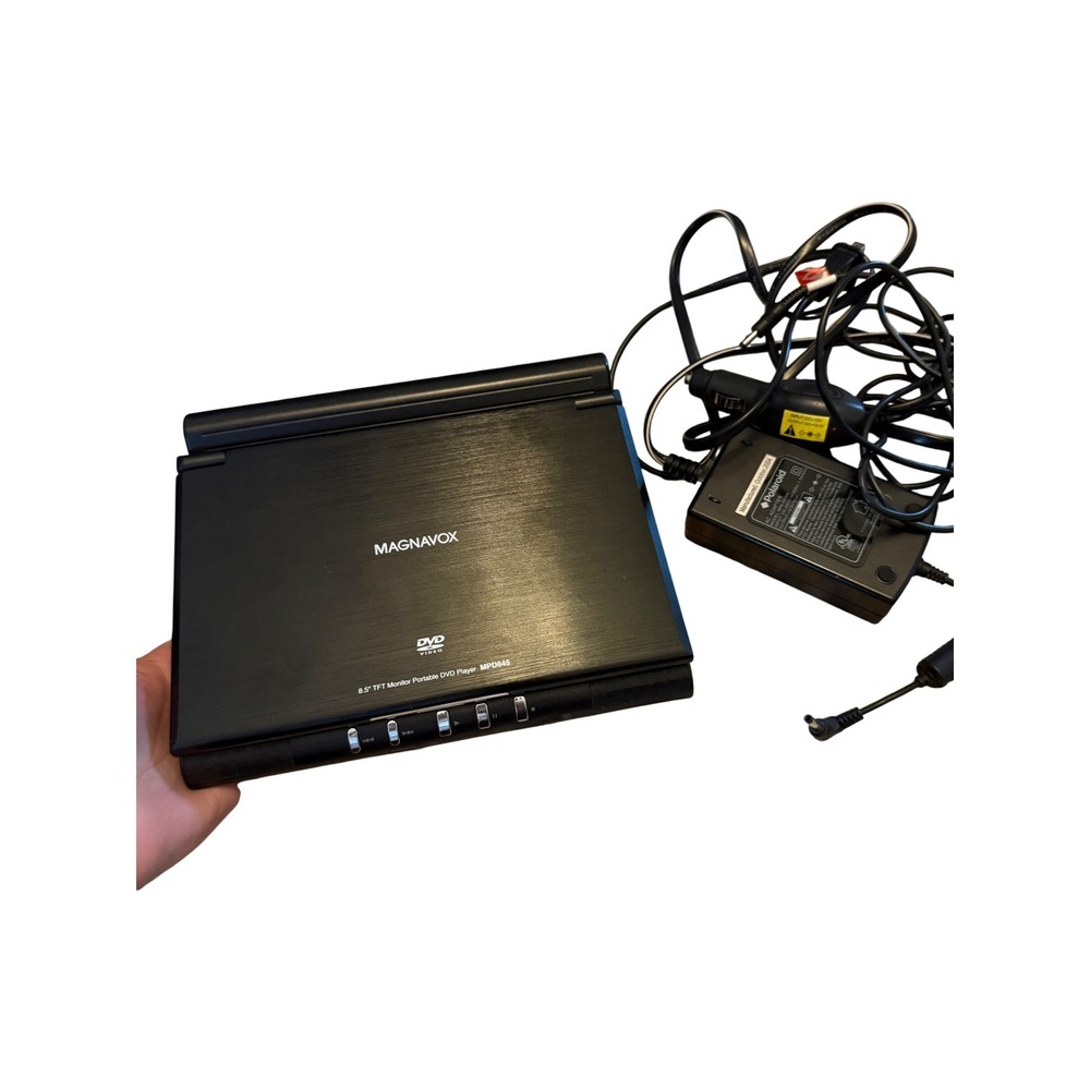 Magnavox MPD845 Portable DVD Player 8.5 Inch TFT Monitor Black with Case Cables